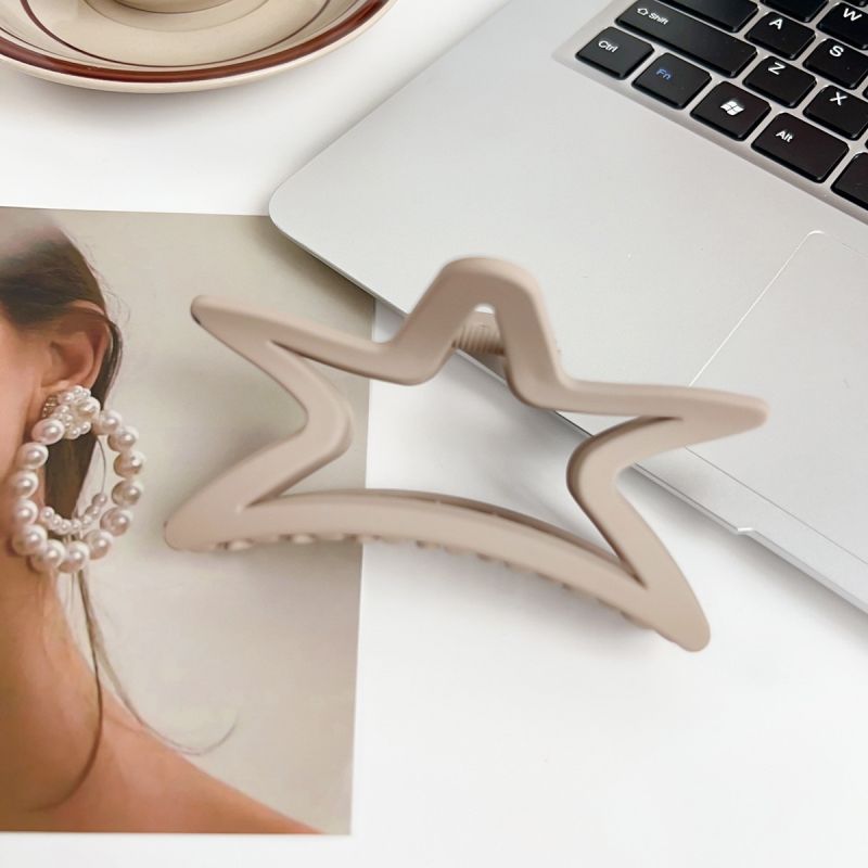 Star Shaped Cute Matte Plastic Claw Clip