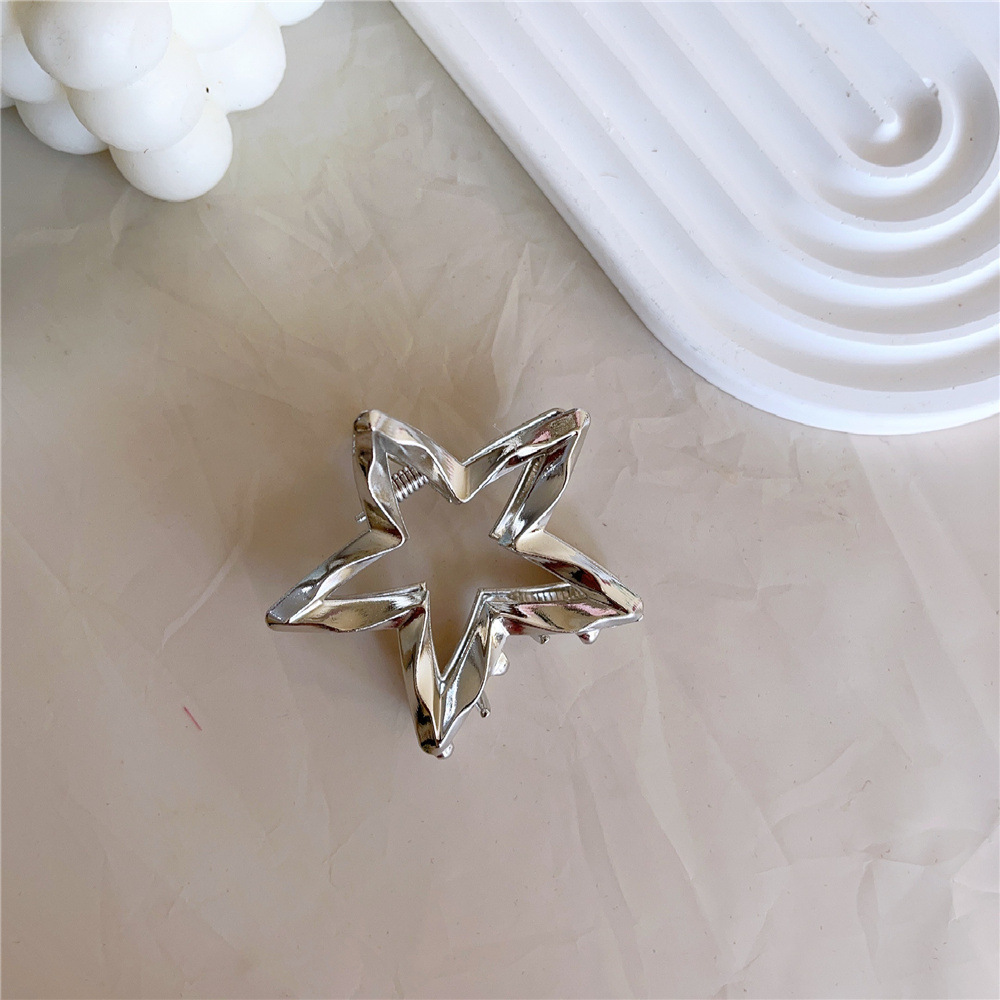 Hollow Out Alloy Star Hair Claws