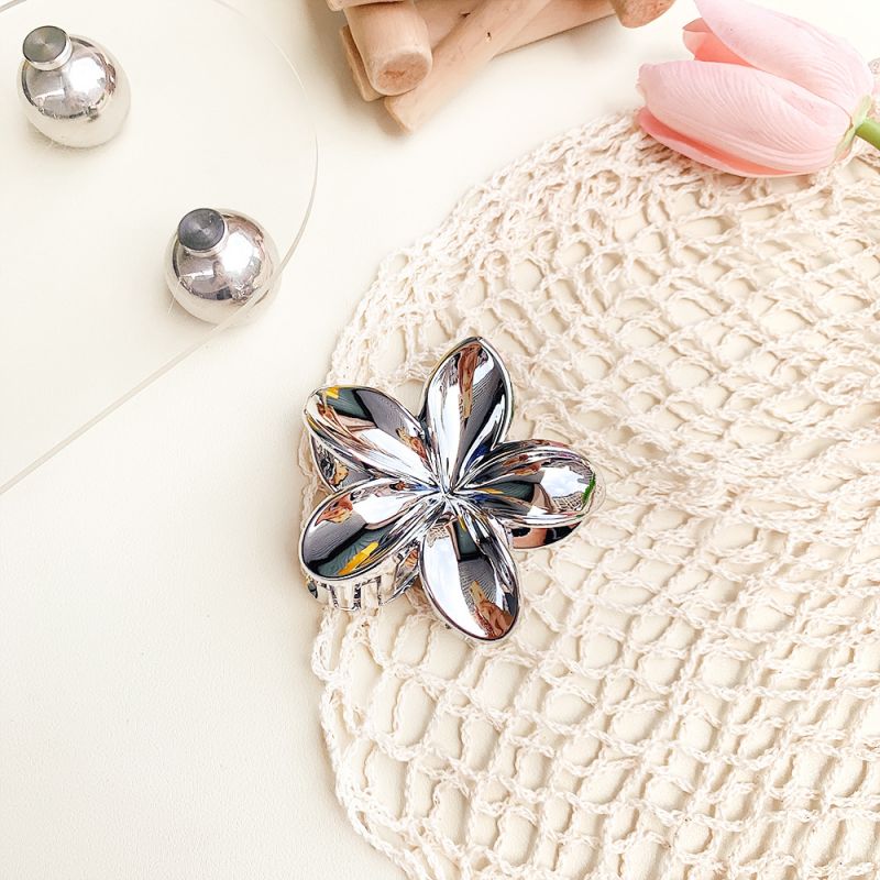 Flower Shaped Plated Metal Colors Plastic Claw Clip