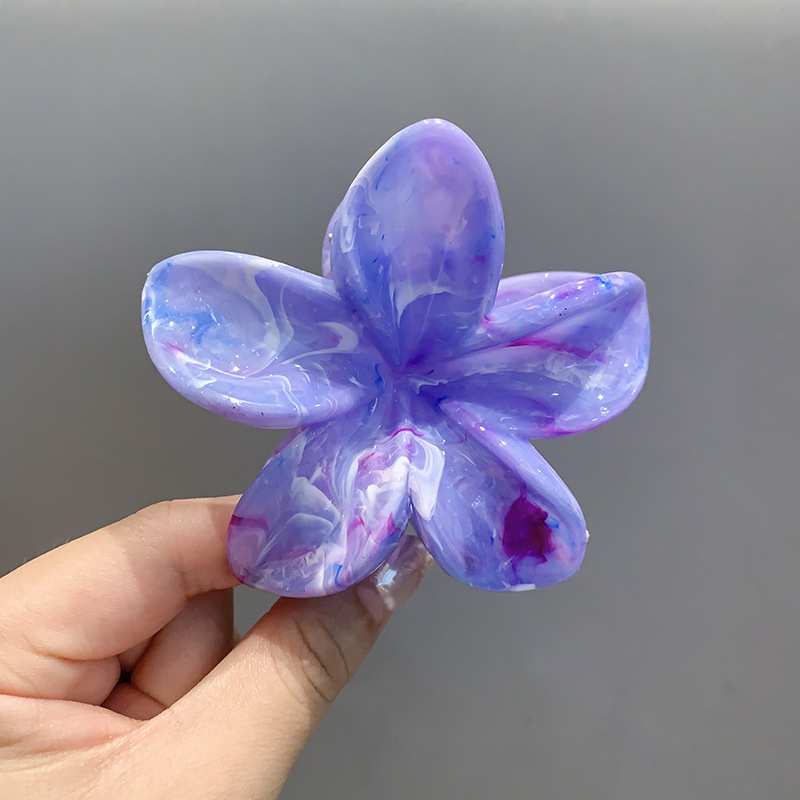 Flower Shiny Plastic With Ombre Holo Effect Claw Clip