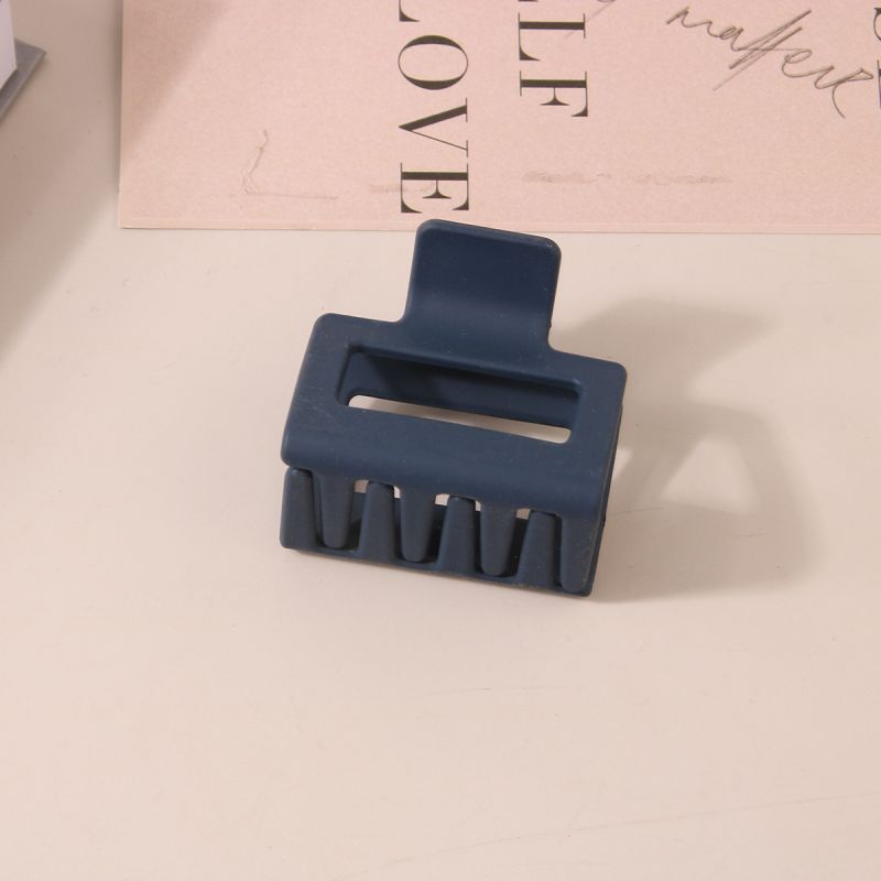 Middle Size Rectangular Plastic Claw Clip