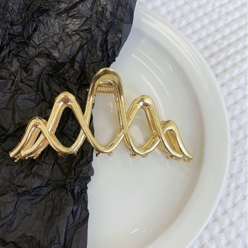 Wave Shaped Metal Hair Claw Clips