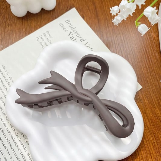 Bowknot Matt Plastic Claw Clip